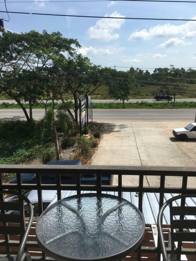 Innkhun House Urt Suratthani Airport Surat Thani Eksteriør bilde